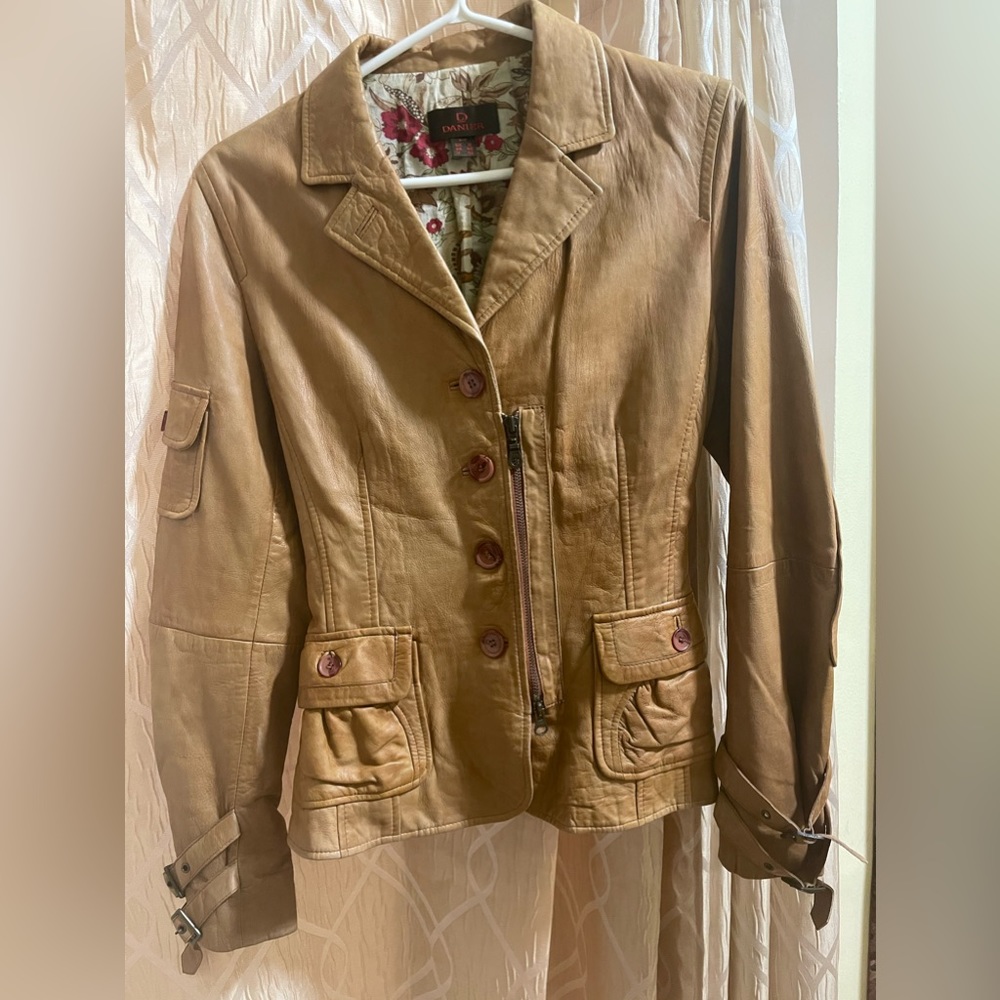 Woman's Tan Coloured Danier Leather Jacket size Small
